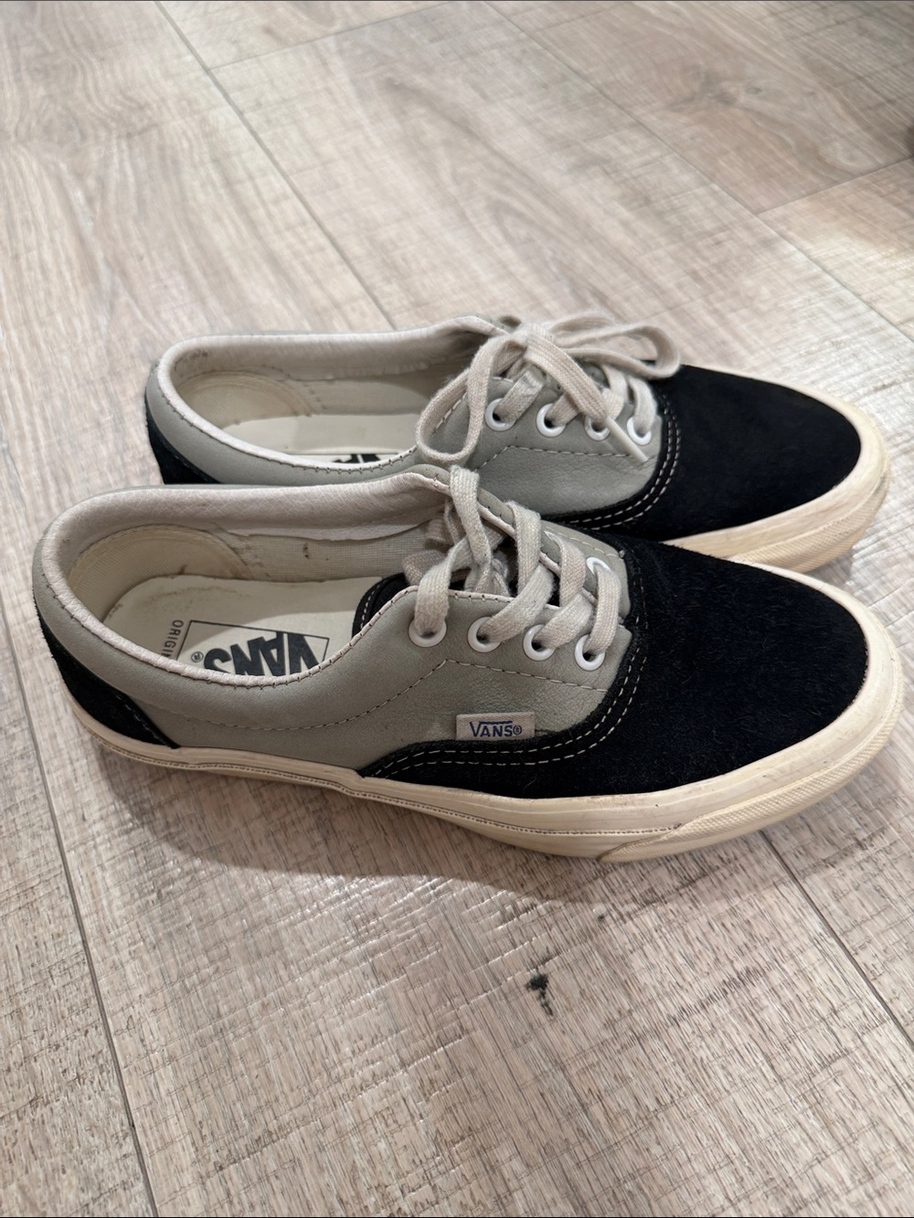 Vans Era Platform 2-Tone Black Pewter Black & White Sneakers